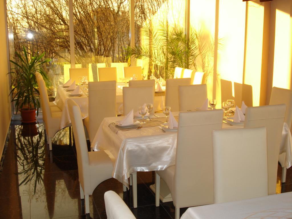 Hotel Konstantin Laplje Selo Dış mekan fotoğraf