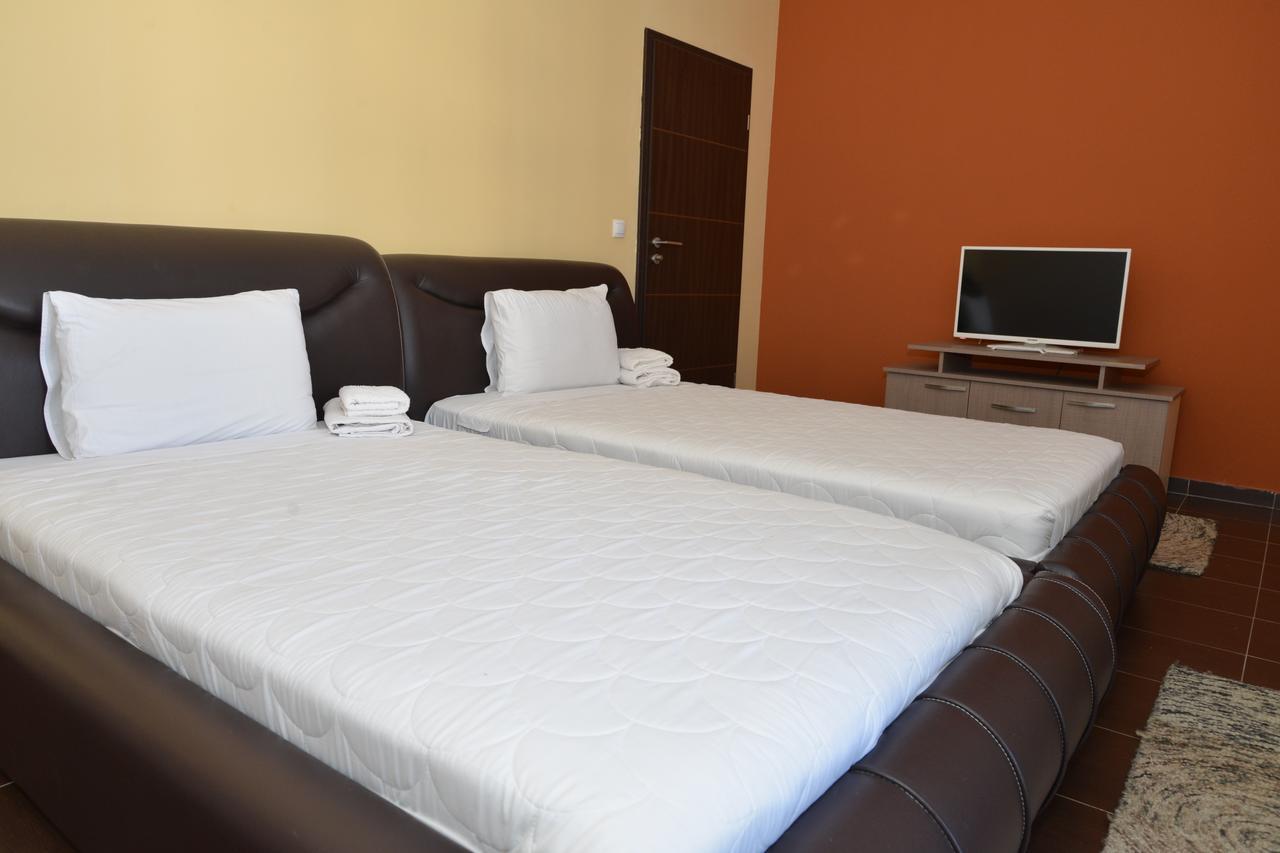 Hotel Konstantin Laplje Selo Dış mekan fotoğraf